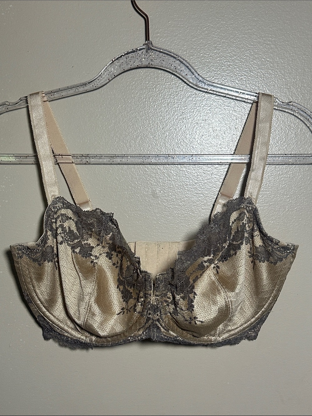Wacoal 34G Tan Gray Lace Underwire Bra